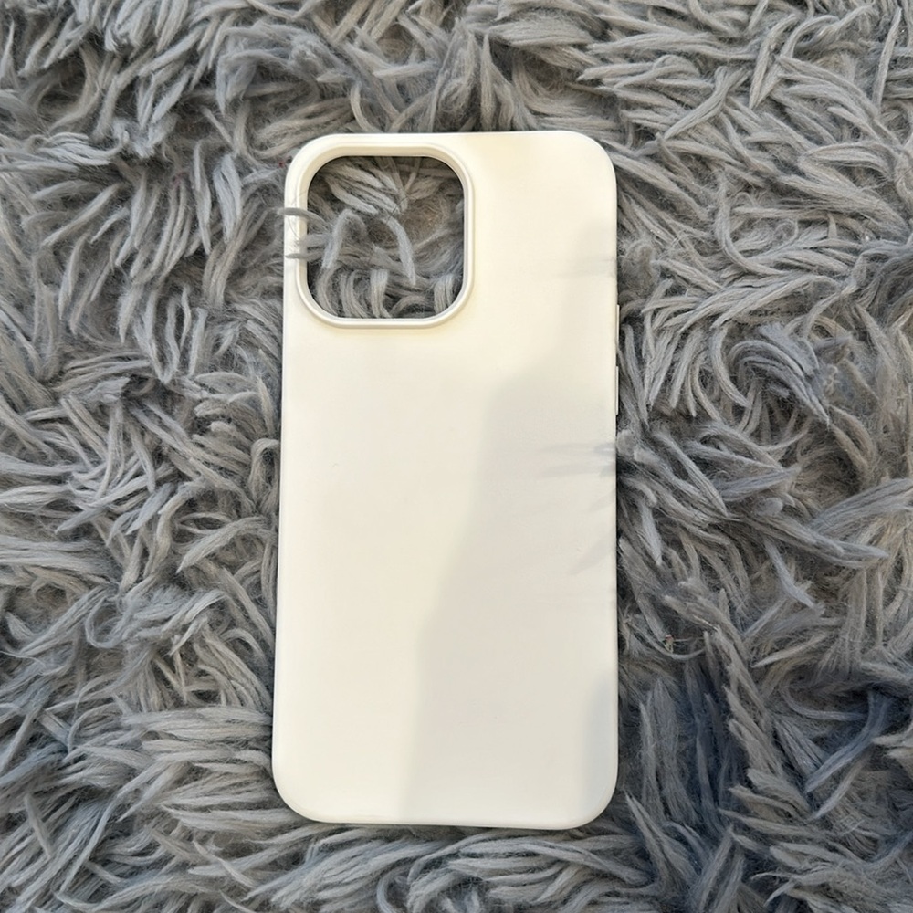 Phone case 😀 - Picture 2 of 4